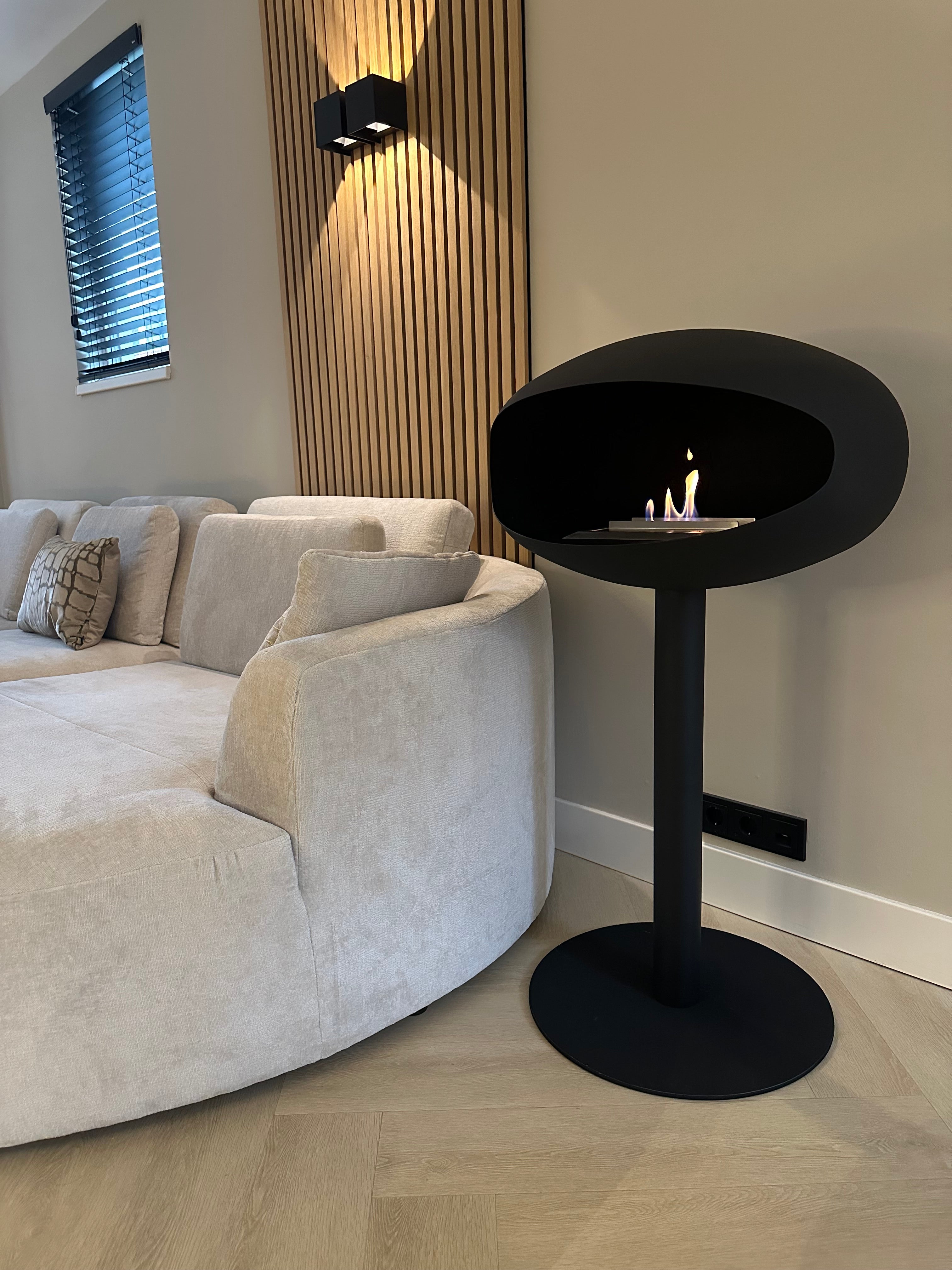 Winactie met Home by Jamie – Står Bio-Ethanol haard vrijstaand Zwart