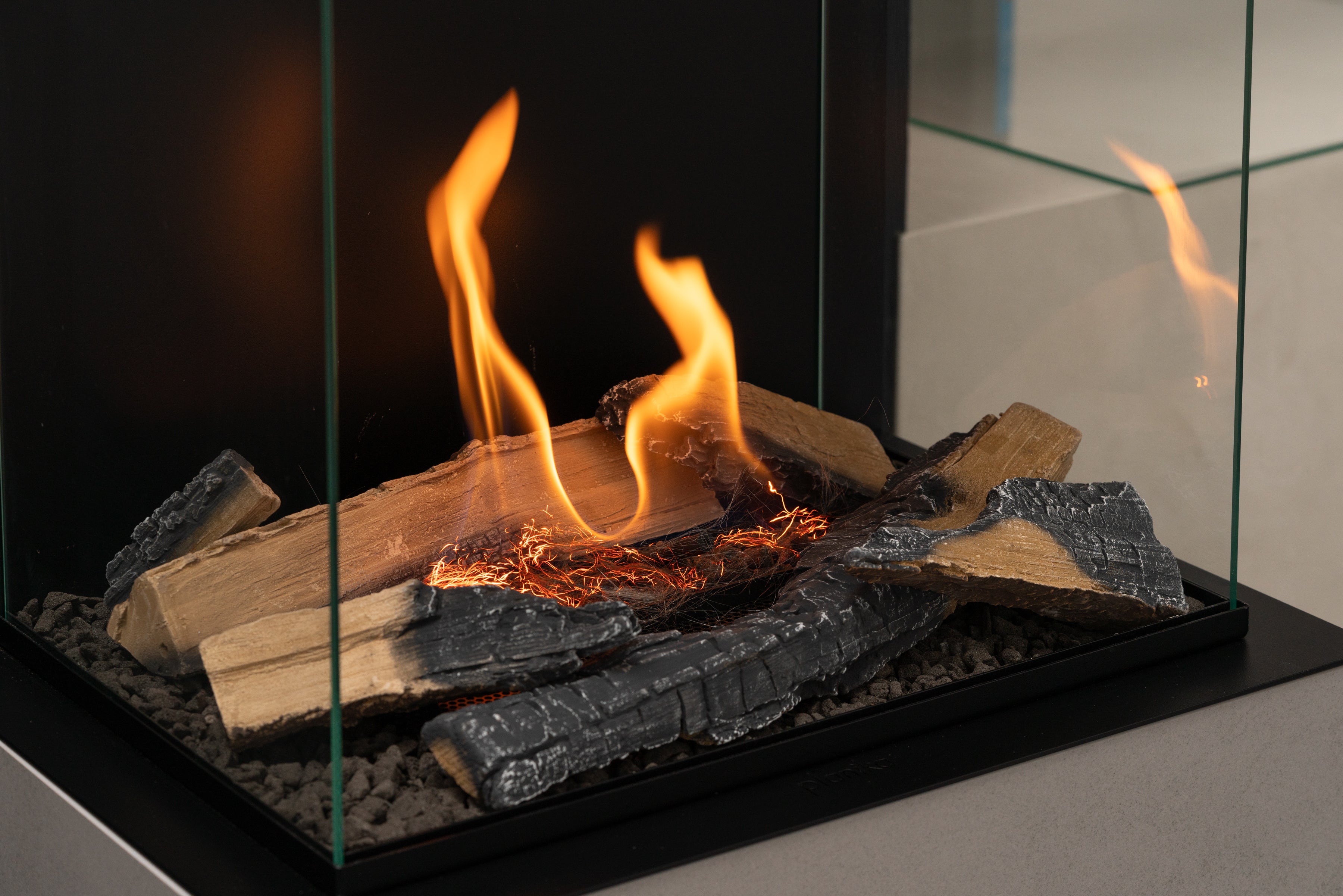 Rock Vrijstaande Automatische Bio-Ethanol Haard – Planika